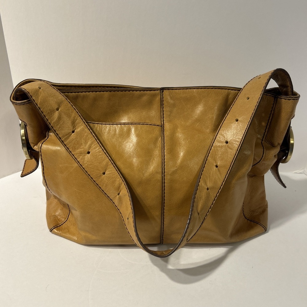HOBO Int'l Render Shoulder Bag Leather Camel Tan Brown Retails $298